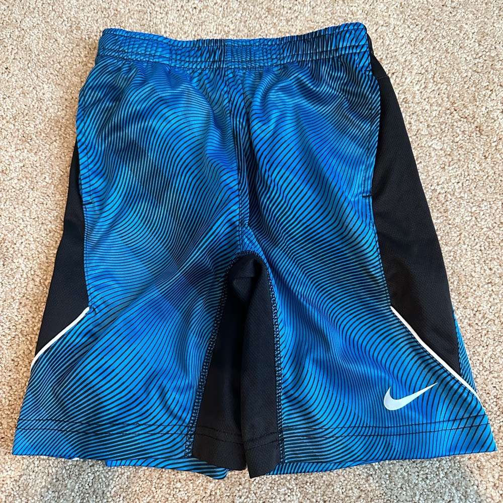 Boy Nike size 6 shorts